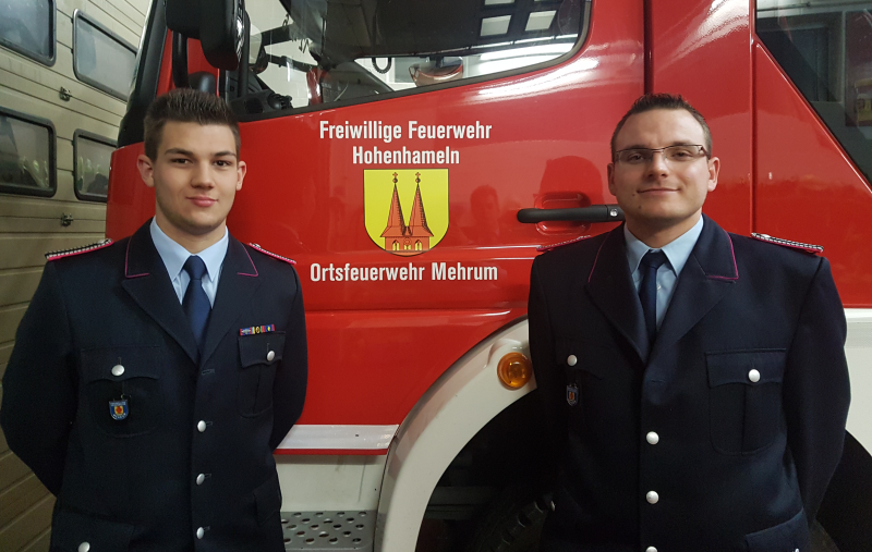 Jugendfeuerwehrwart Sebastian Klemke (rechts) und sein Stellvertreter Lukas Hein.